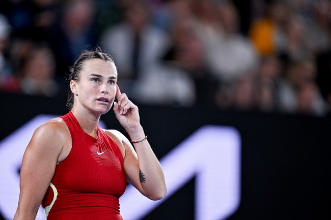 ドバイテニス選手権のディレクター、サバレンカやスウィアテクのような選手に対してより厳しい処罰を求めている