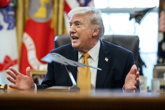 イランは停戦を拒否し、トランプは同国が「排除される」可能性があると警告する