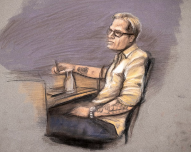 ノルウェーの皇太子の継息子が法廷で激情を崩し、強姦の容疑を否定