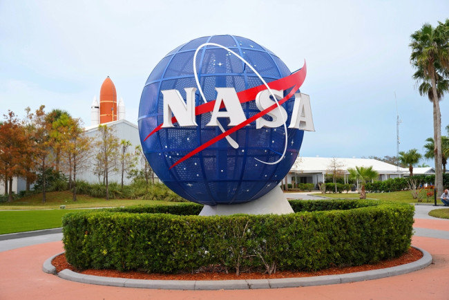 NASAは月面に200億ドルの恒久的な基地を設置すると発表
