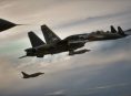 Ace Combat 8: Wings of Theve のコックピット内外で飛行エースであることのスリルを感じてください