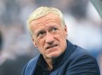 ディディエ・デシャンは母親の死後、ワールドカップのキャンプを離れる