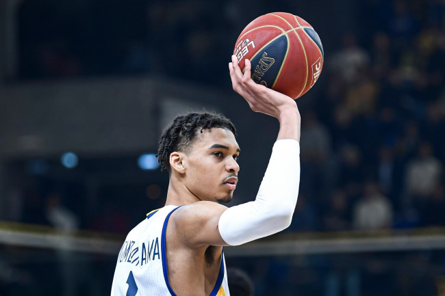 ウェンバンヤマのミスでニックスはNBAファイナルで2勝0敗とリードを奪った:「ミスをした」