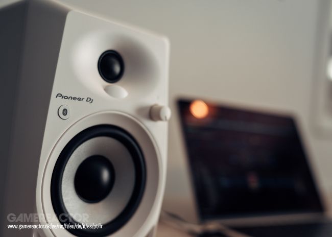 Pioneer DJ DM-40D -BT-W モニタースピーカー