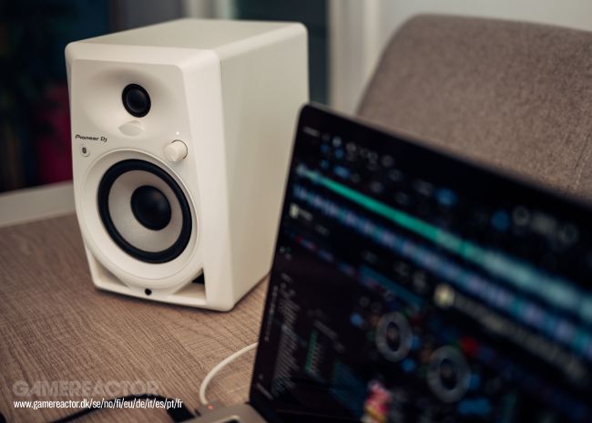 Pioneer DJ DM-40D -BT-W モニタースピーカー