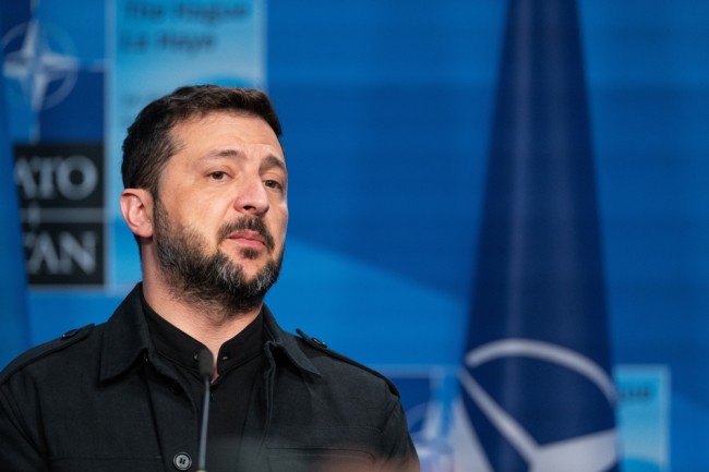 ゼレンスキー大統領、戦後辞任の用意があることを示唆