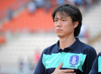 元韓国サッカー監督のホン・ミョンボは、ワールドカップの惨事を受けて自らの安全のために国外へ逃亡