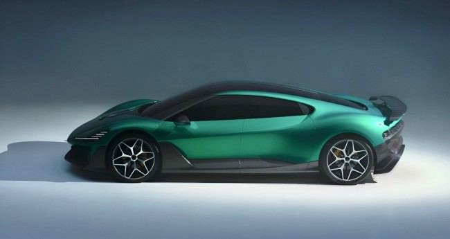 ドリーメ・ネビュラNext 01は1,800+馬力でドイツで生産される予定です