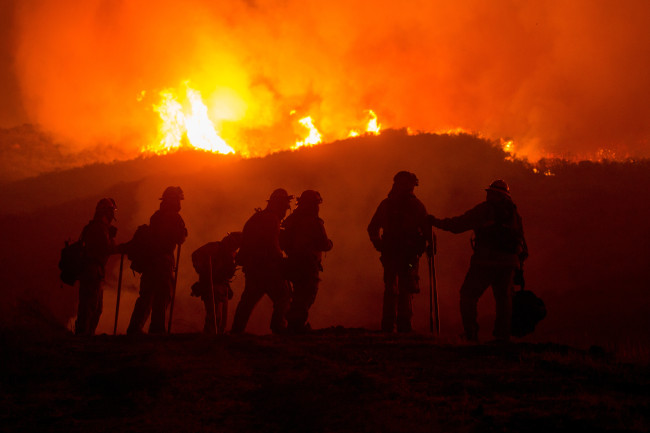 フランスでは大規模な山火事のため1万人が避難しました