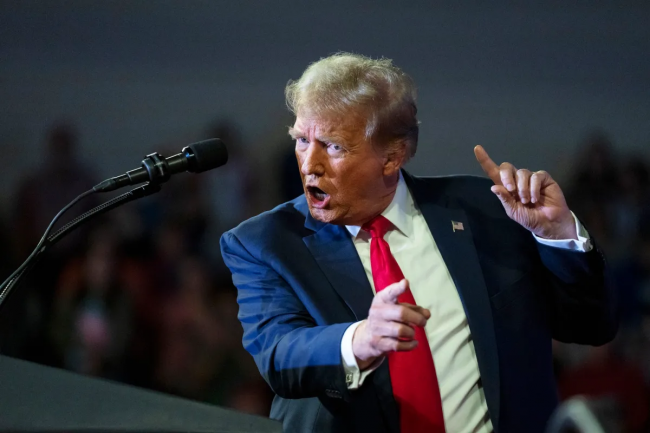 ホワイトハウス、トランプ大統領の閣僚会議の報道を主要報道機関に限定
