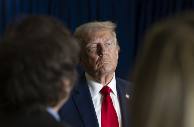 トランプはイラン戦争が続けば米国で「革命」が起こると警告した