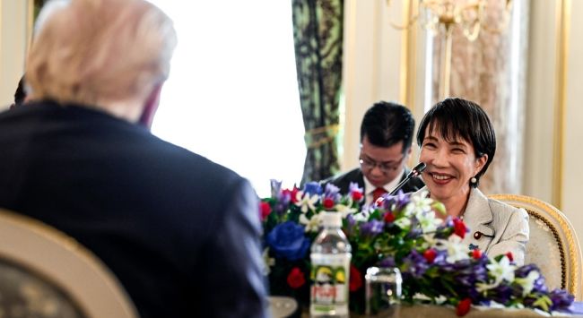 日本の高市が圧勝し、権力掌握を強める