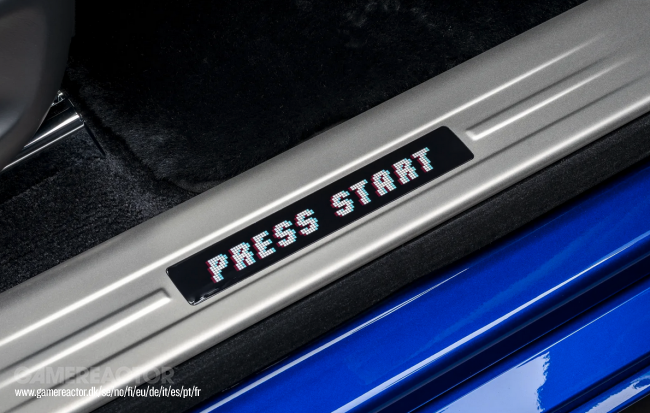 これは全く新しいゲームにインスパイアされたロールス・ロイス・ブラックバッジ・ゴーストゲーマーです