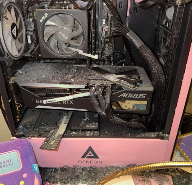 ゲーミングPCは弾丸をはじき返すことで人の命を救ったと報告されています