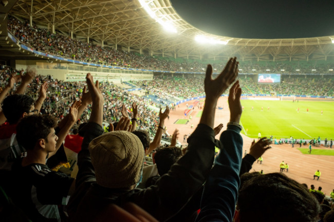 イラク代表サッカーチームの監督がワールドカッププレーオフの延期を求めている