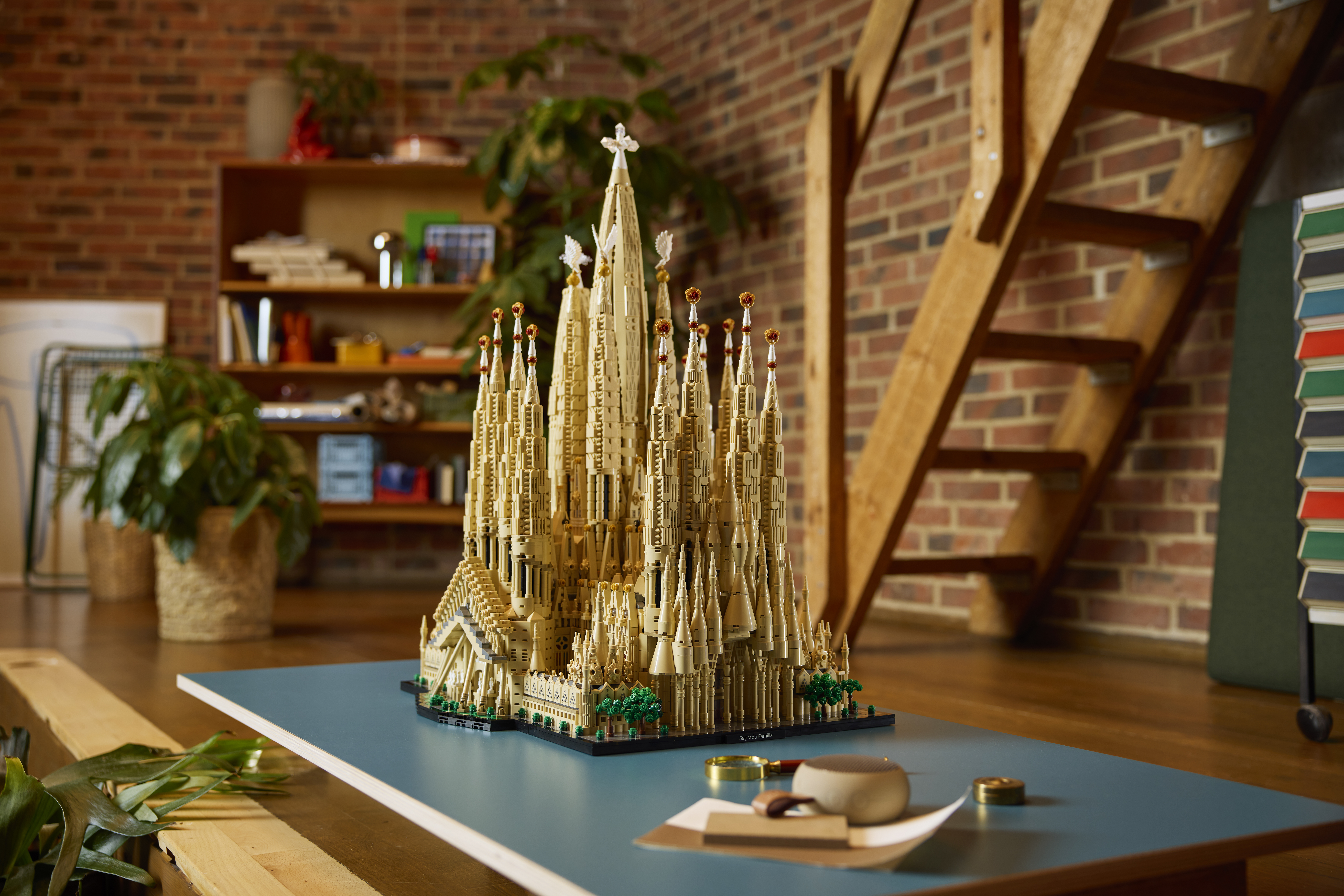 Lego サグラダ・ファミリアのセットを正式に発表。これは史上最大の