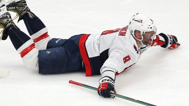 アレックス・オベチキンはNHLでの最後の試合を終えたかもしれないが、来シーズンは復帰を望んでいる