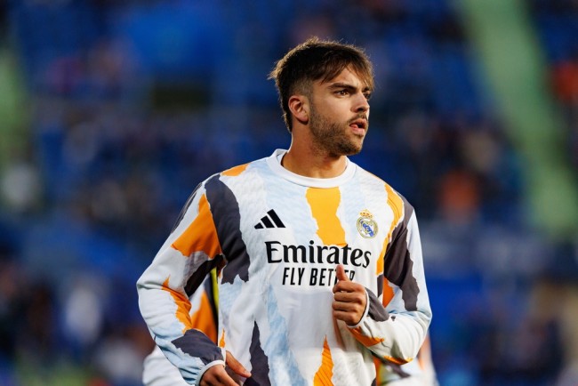 ラウル・アセンシオ、性的なビデオ事件で裁判にかけられる