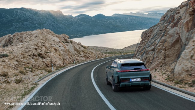 これは新型ポルシェ・カイエン・エレクトリックです