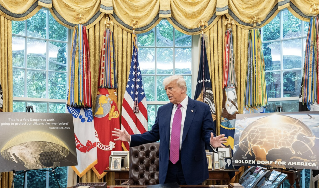 トランプのゴールデンドーム:1年後、ミサイルの夢が現実と出会う