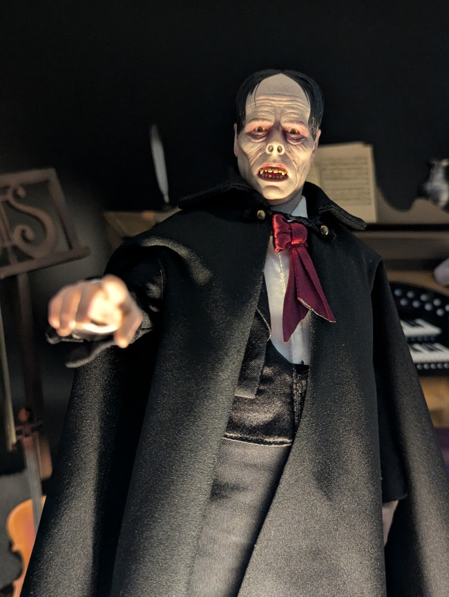 『オペラ座の怪人』1/6アクションフィギュアは驚異的です