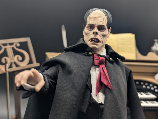 『オペラ座の怪人』1/6アクションフィギュアは驚異的です