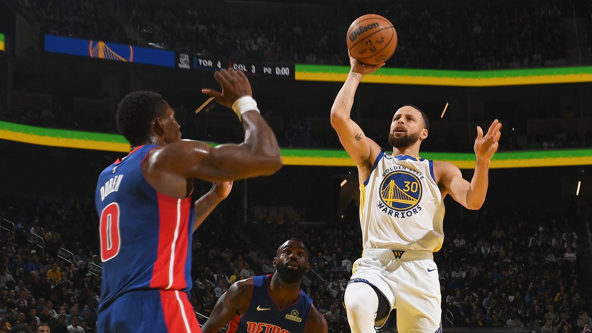 ステフィン・カリーがNBAで25,000ポイントに到達、26人目の選手として