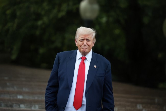 トランプ大統領は、ジミー・キンメル氏の辞任は「何よりも視聴率が悪かったから」だと主張している