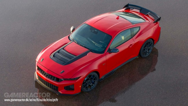 新型フォード・マスタング ダークホースSC:500馬力超、5.2リッターターボV8エンジン