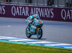 Moto3ライダーのアドリアン・フェルナンデスは、バイクが操作されたことが判明し、6レースの失格処分を受けた