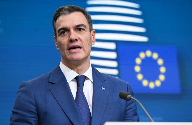 スペイン首相ペドロ・サンチェスはユーロビジョン欠席を改めて強調した。「一貫性、責任、そして人間性のために」