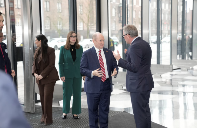 トランプ大統領のグリーンランド発言後、超党派の米国代表団がデンマークを訪問