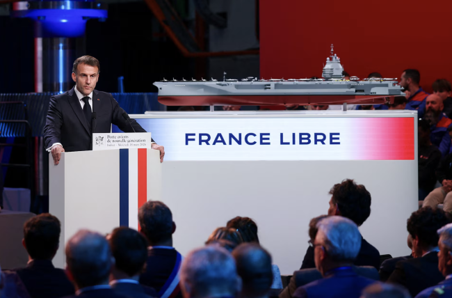 フランスは次の空母に「France Libre 」と名付けました。
