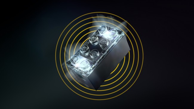 LEGOはスマートブリックの発売にもかかわらず、従来のプレイを放棄しないと述べています