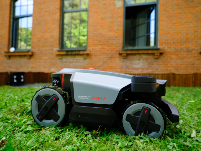 私たちは、新しいロボロック芝刈り機のラインナップを見るためにドイツに旅行しました