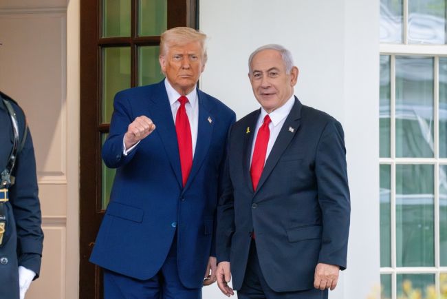 トランプはハマスに停戦提案を受け入れるよう圧力をかける