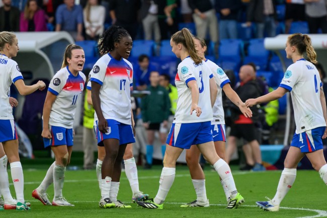 イングランドのオーストラリアとの親善試合の勝利は、ユーロのヒーロー、ミシェル・アギエマンの負傷によって影が薄くなった