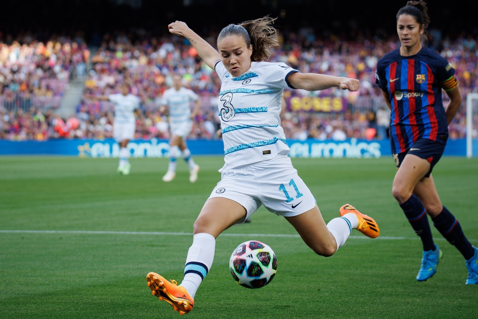 バルセロナは女子チャンピオンズリーグで初めてポイントを落とすが