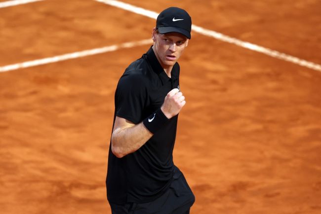 ヤニック・シナーがマスターズ1000でノバク・ジョコビッチの32連勝記録を破る