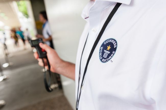 ギネス世界記録が記録破りの70周年を祝う