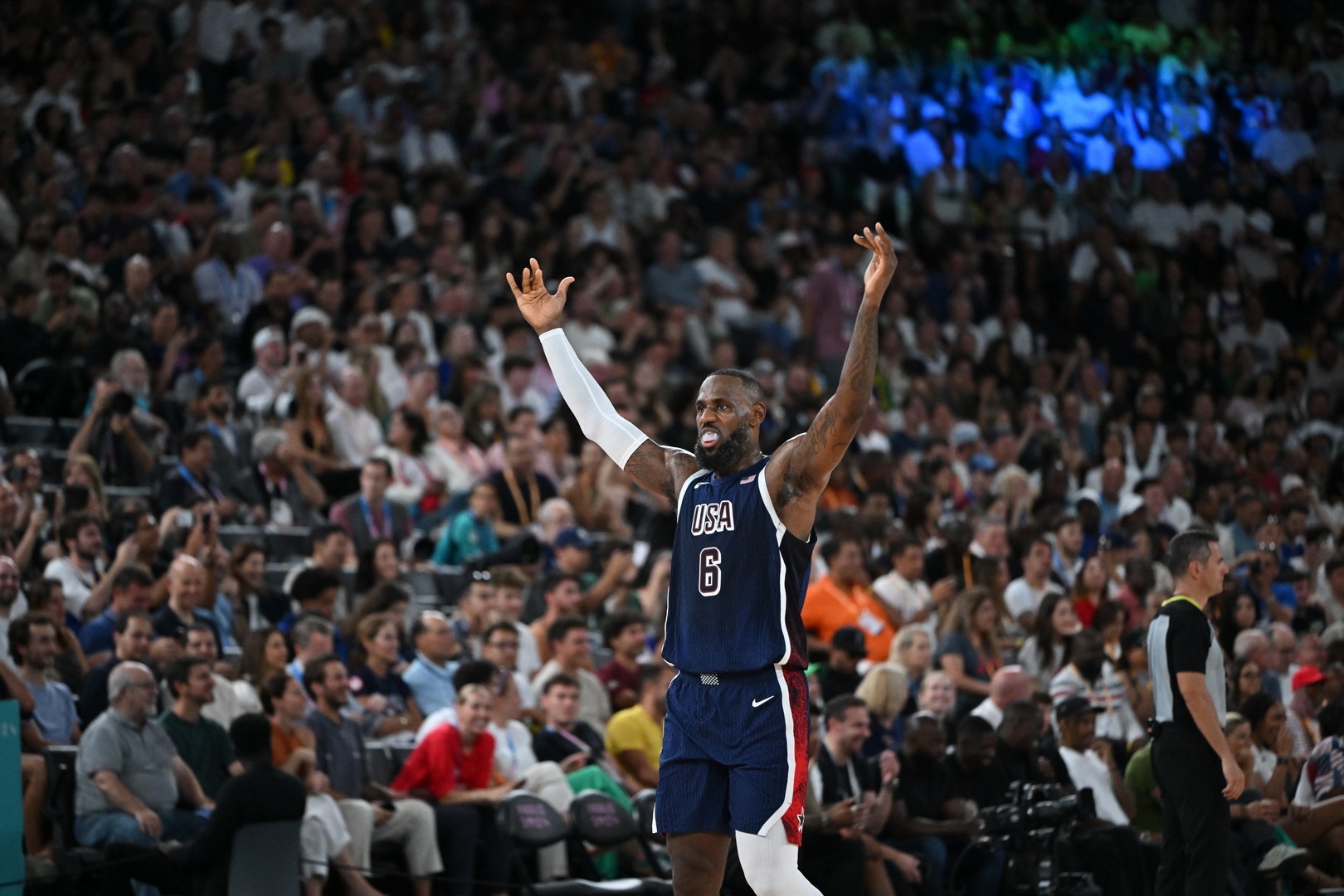 今日はレブロン・ジェームズの40歳の誕生日です:その年齢で彼よりも