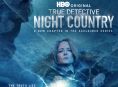 True Detective: Night Country 予告編では、ジョディ・フォスターが氷の下で真実を掘り起こす様子が描かれています