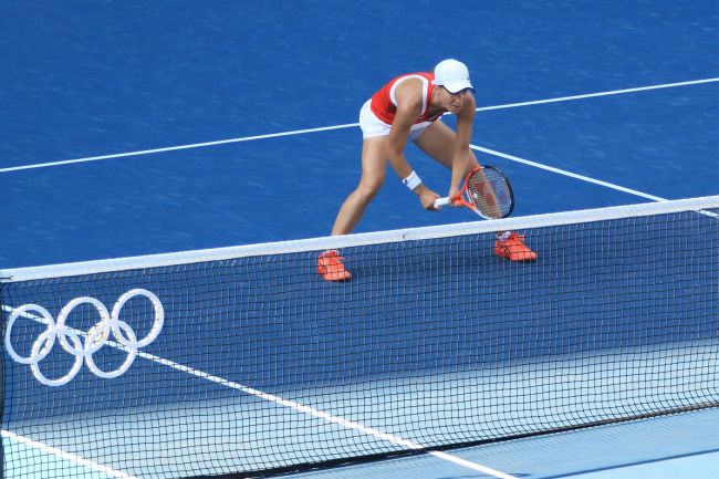 全米オープン混合ダブルスでヤニク・シナーの土壇場でパートナーを組んだカテジーナ・シニアコヴァとは誰ですか