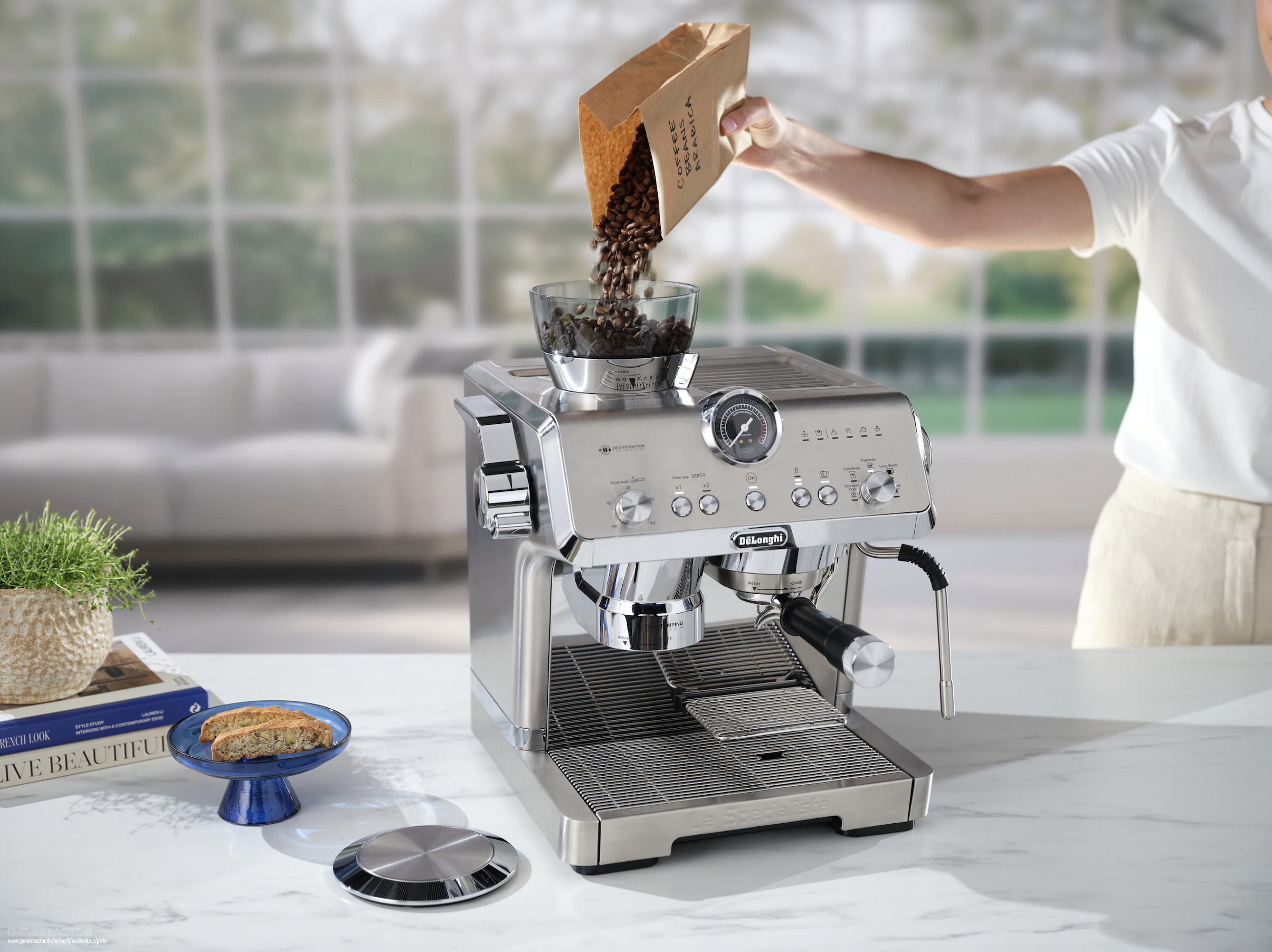 新しいデロンギ・ラ・スペシャリスト・オペラがセージに正面から挑む