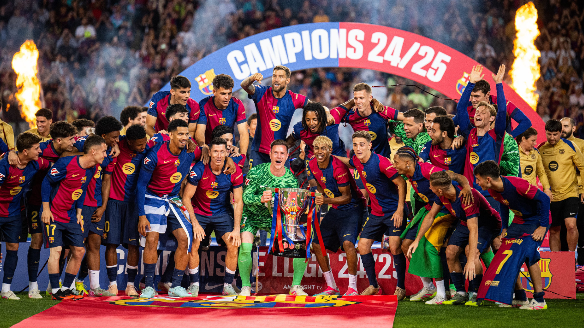 【レア】FCバルセロナ スペインリーグ04-05優勝記念12体セット レア】FCバルセロナ スペインリーグ04-05優勝記念12体セット