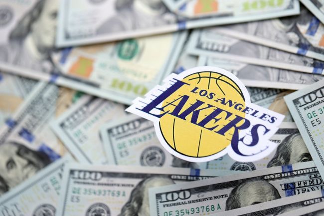 NBA、ロサンゼルス・レイカーズの売却を100億ドル以上で承認