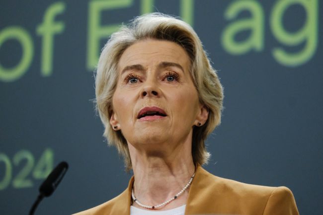 欧州連合(EU)はトランプ大統領の関税の脅威に強い警告と対抗策の計画で反撃