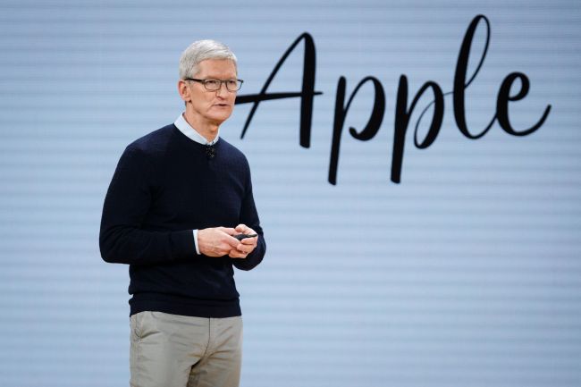 ティム・クックは15年間CEOを務めた後、Apple CEOを退任します