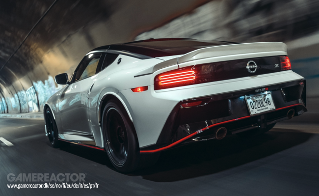 日産はマニュアルギアボックスを搭載したZニスモを発売します