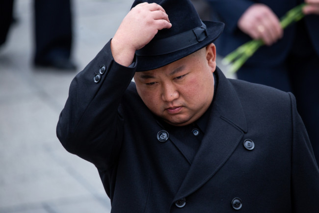 金正恩は「重く緊急の歴史的任務」を掲げて北朝鮮の党首に再任